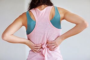 Semnele și simptomele osteochondrozei toracice